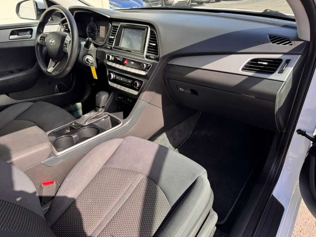 2018 Hyundai Sonata Image 16