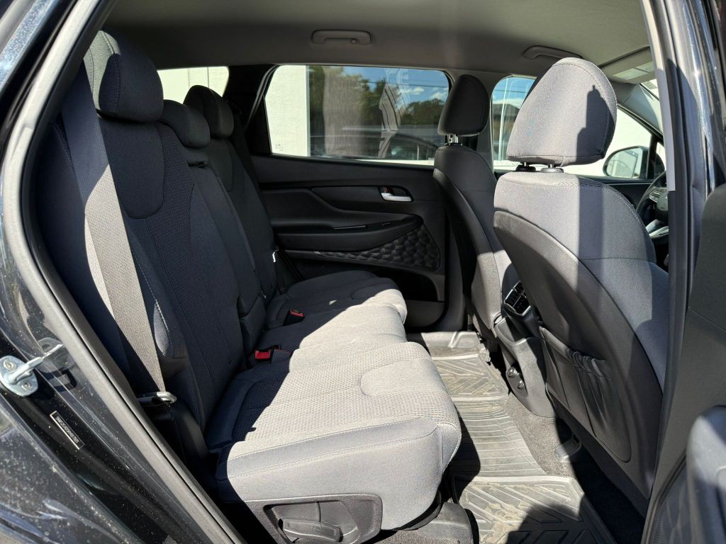 2019 Hyundai Santa Fe Image 20