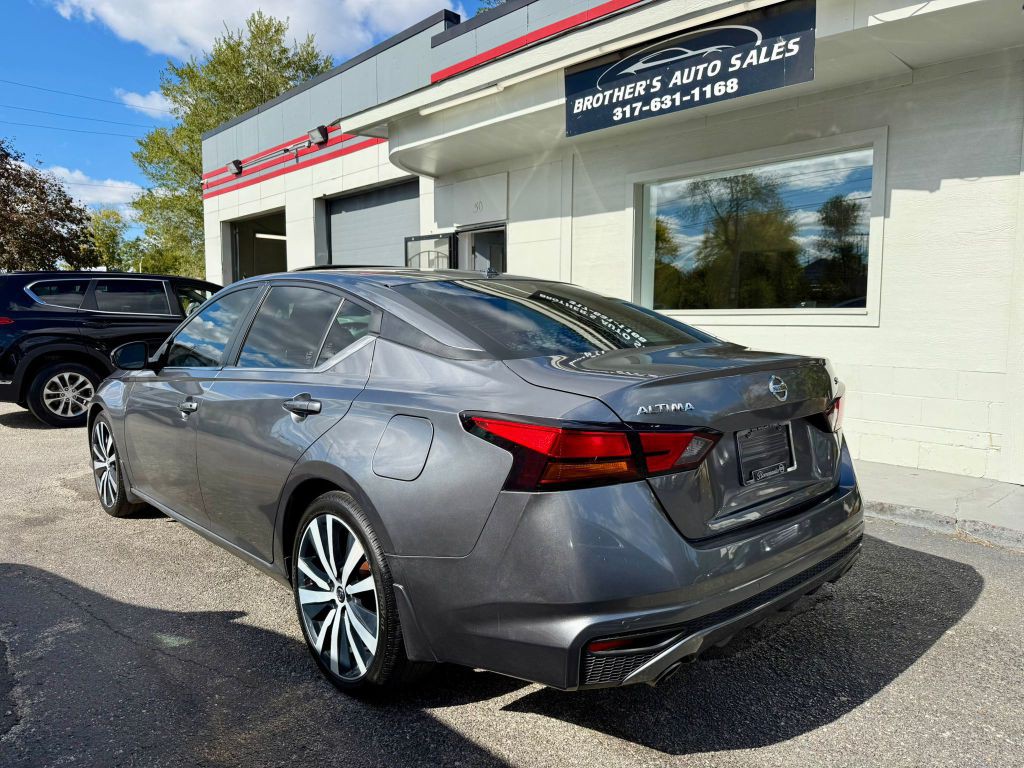 2020 Nissan Altima Image 9