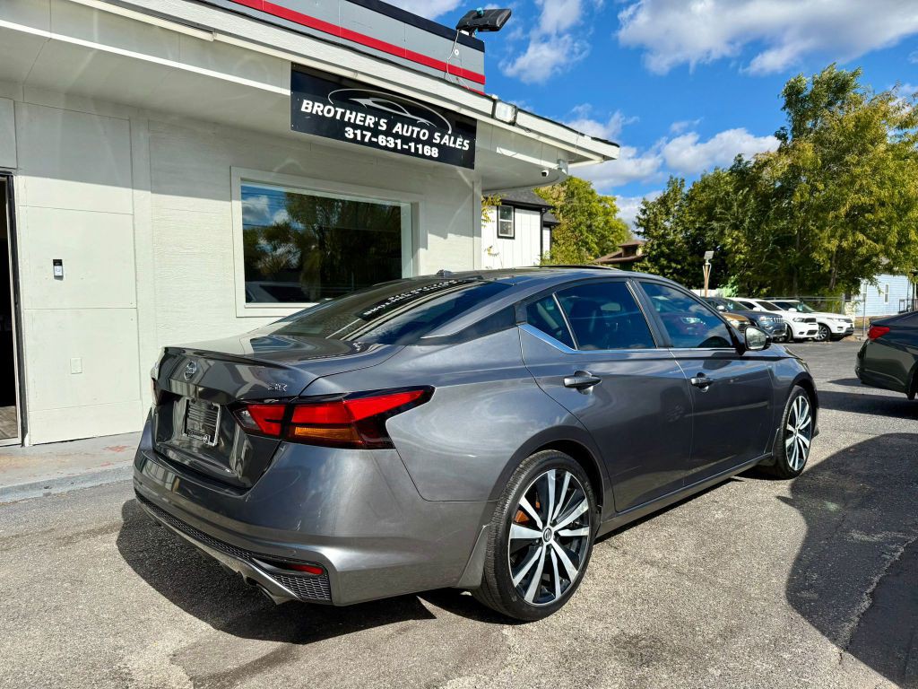 2020 Nissan Altima Image 11