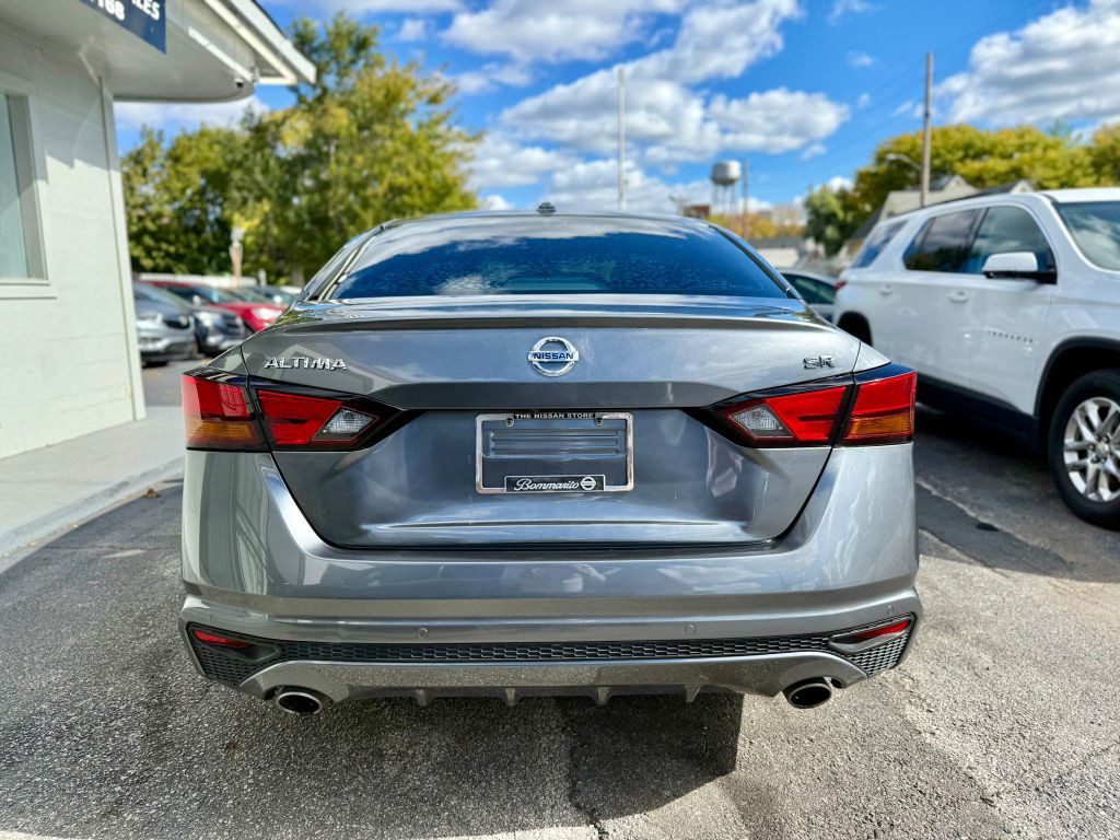 2020 Nissan Altima Image 14