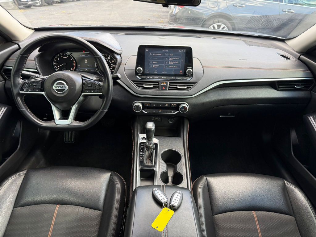 2020 Nissan Altima Image 15