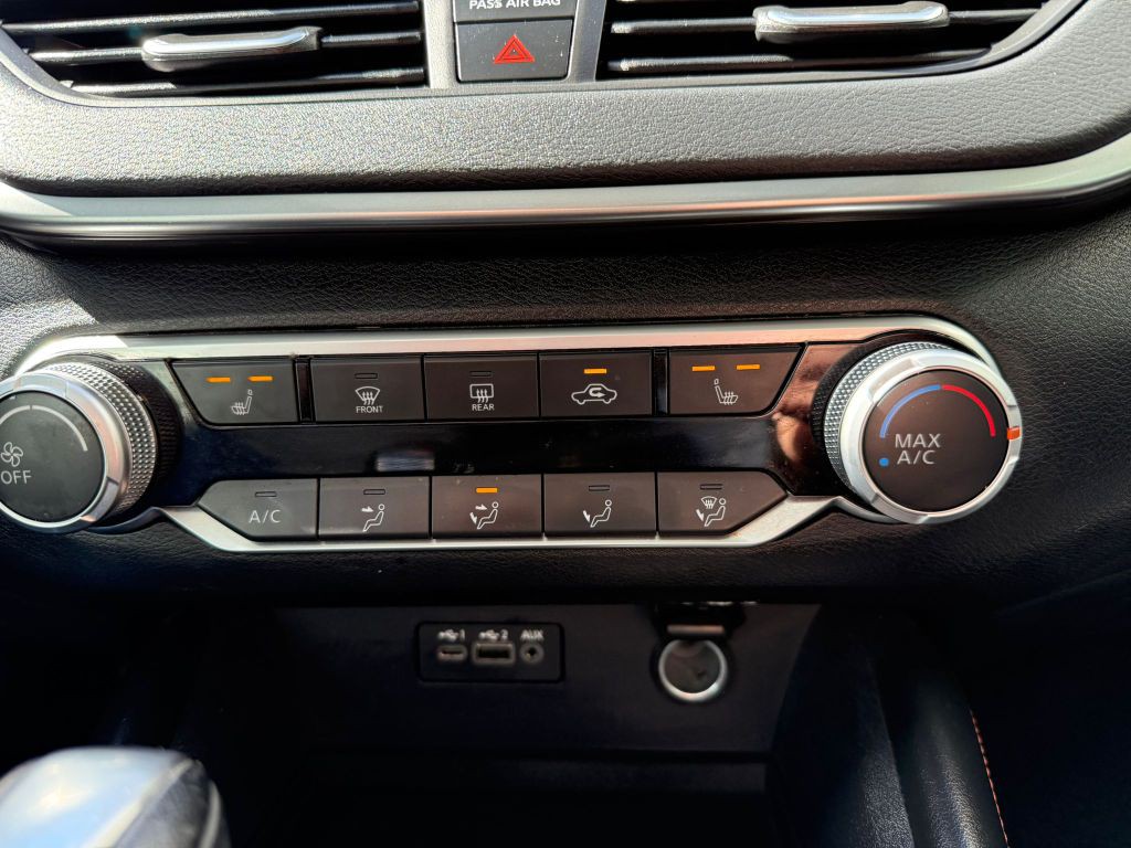 2020 Nissan Altima Image 27