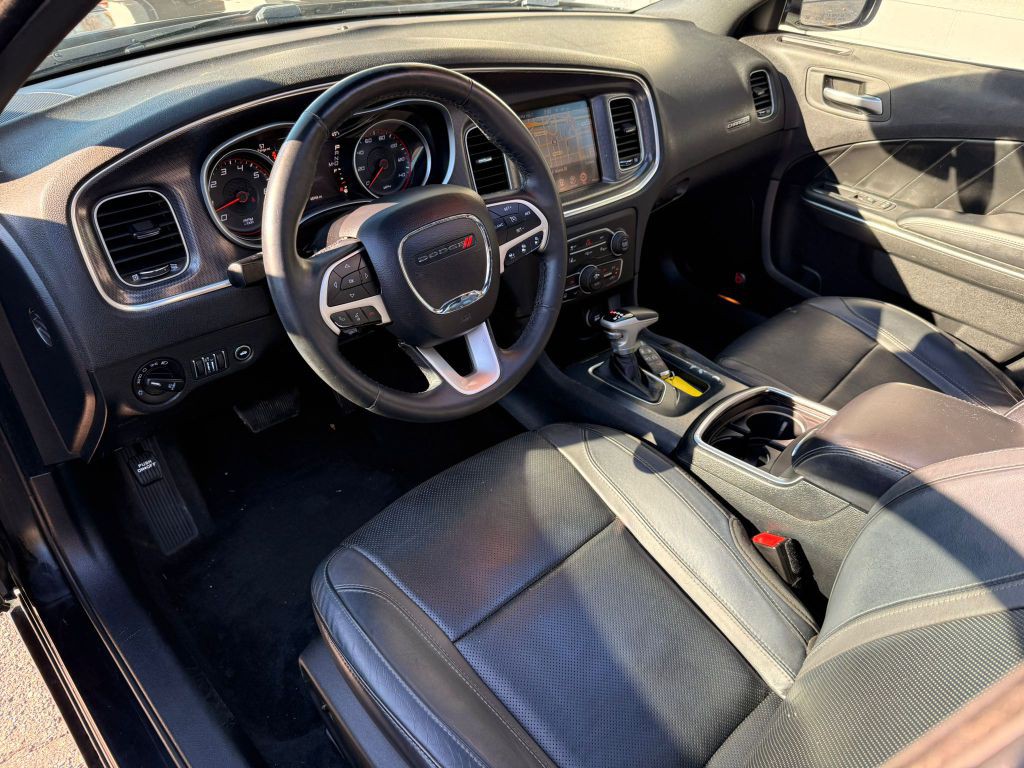 2015 Dodge Charger Image 16