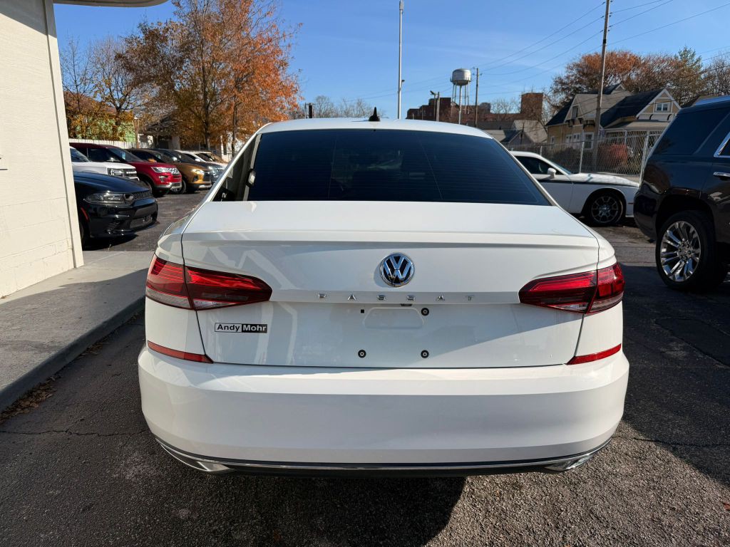 2020 Volkswagen Passat Image 16