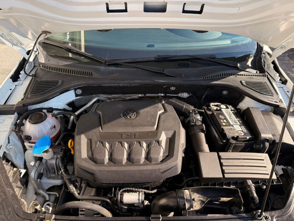 2020 Volkswagen Passat Image 40