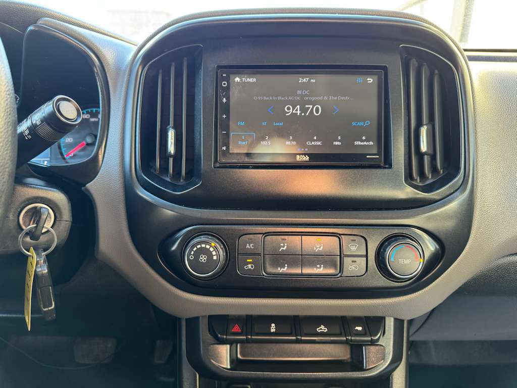 2017 Chevrolet Colorado Image 24