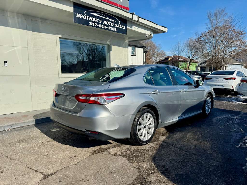 2020 Toyota Camry Image 9