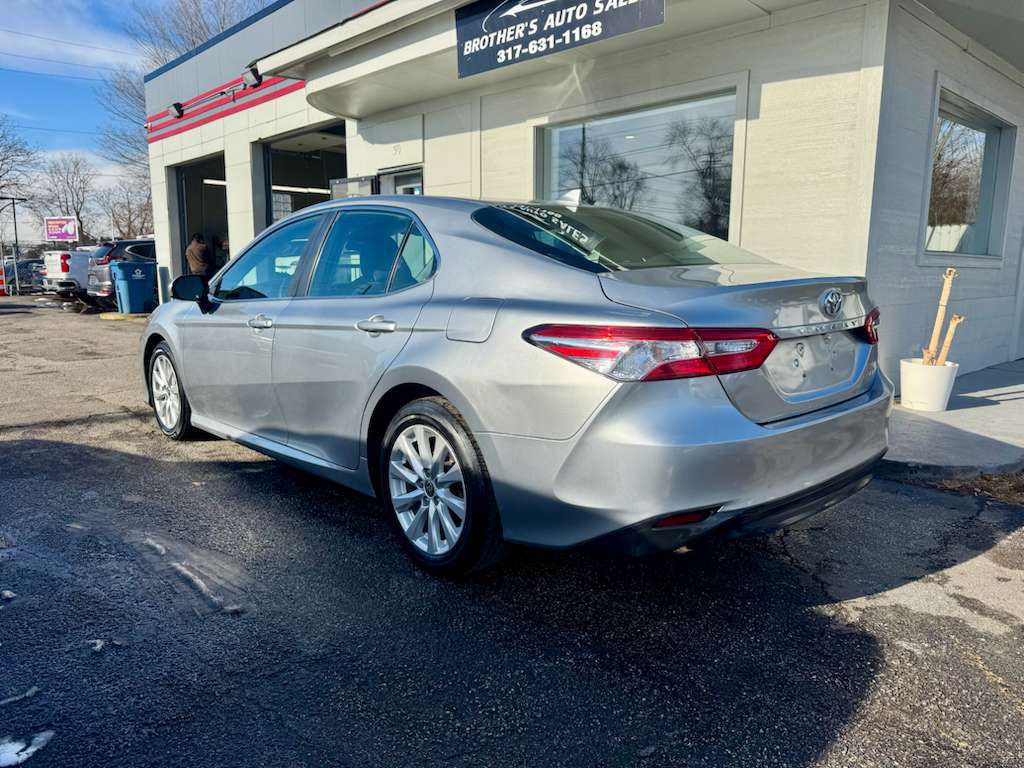2020 Toyota Camry Image 11