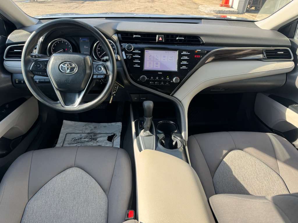 2020 Toyota Camry Image 14