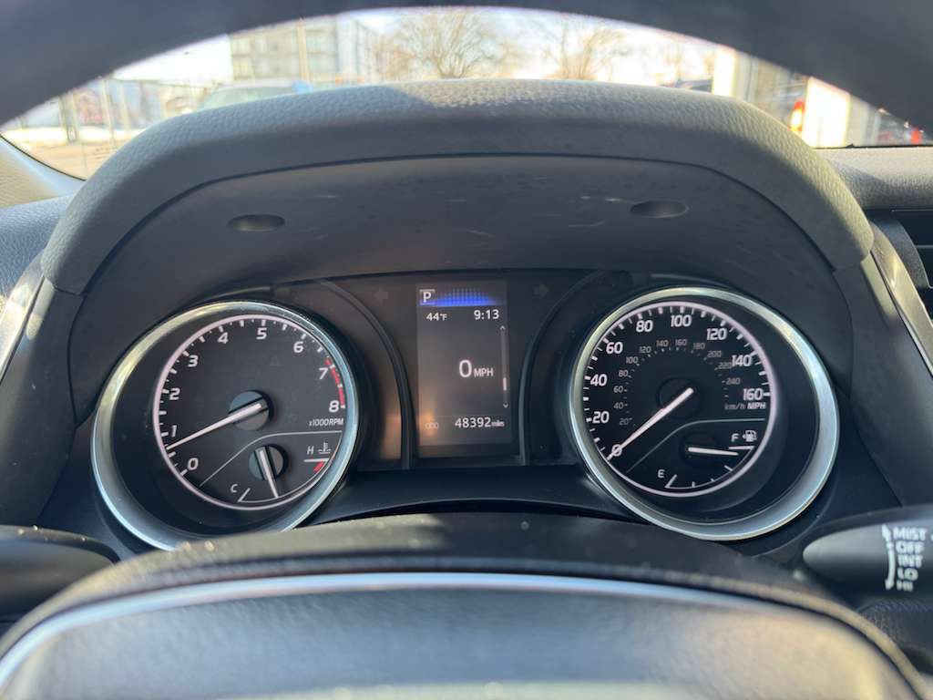 2020 Toyota Camry Image 20