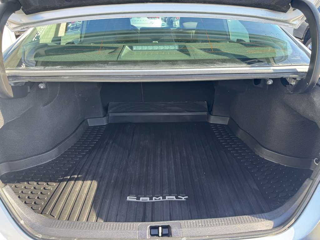 2020 Toyota Camry Image 28