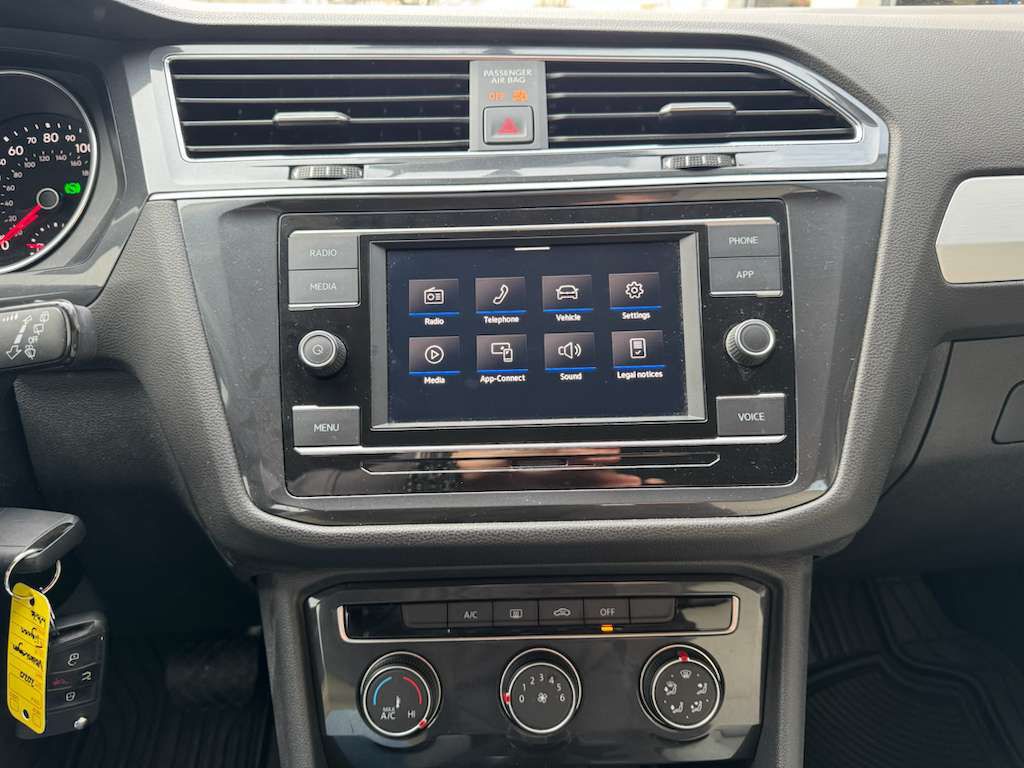 2020 Volkswagen Tiguan Image 23