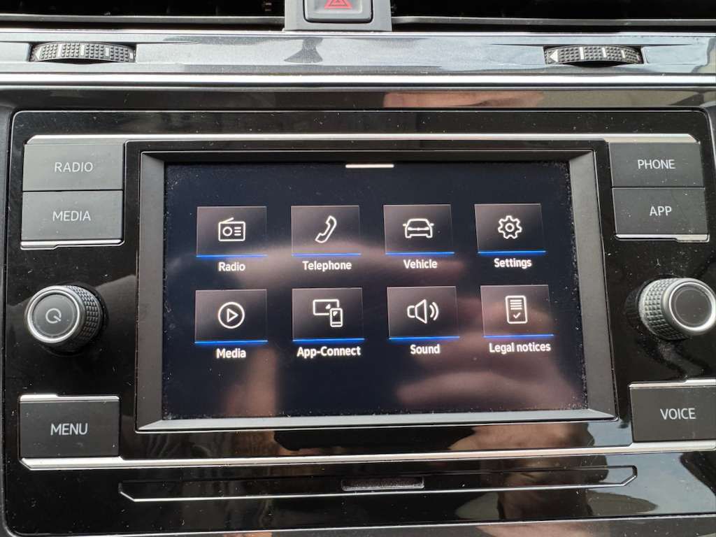 2020 Volkswagen Tiguan Image 24