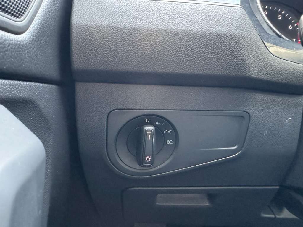 2020 Volkswagen Tiguan Image 32