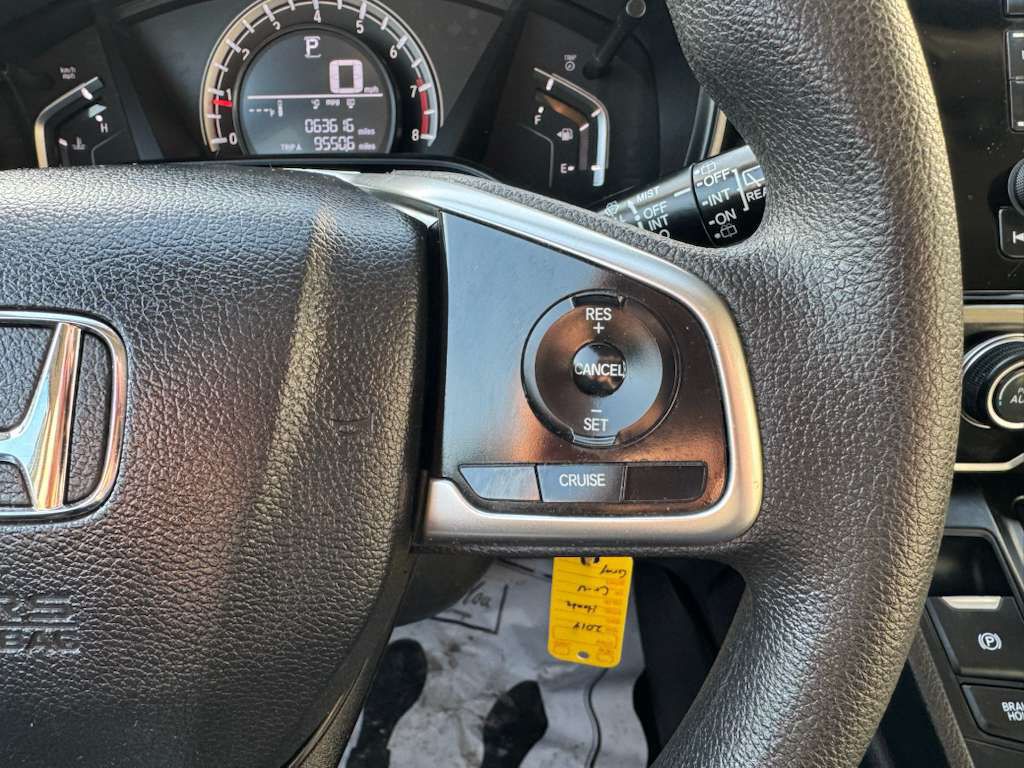 2017 Honda CR-V Image 28