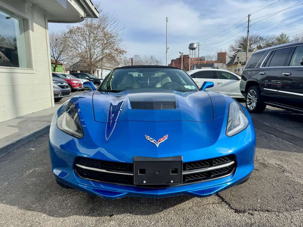 2015 Chevrolet Corvette Image 9