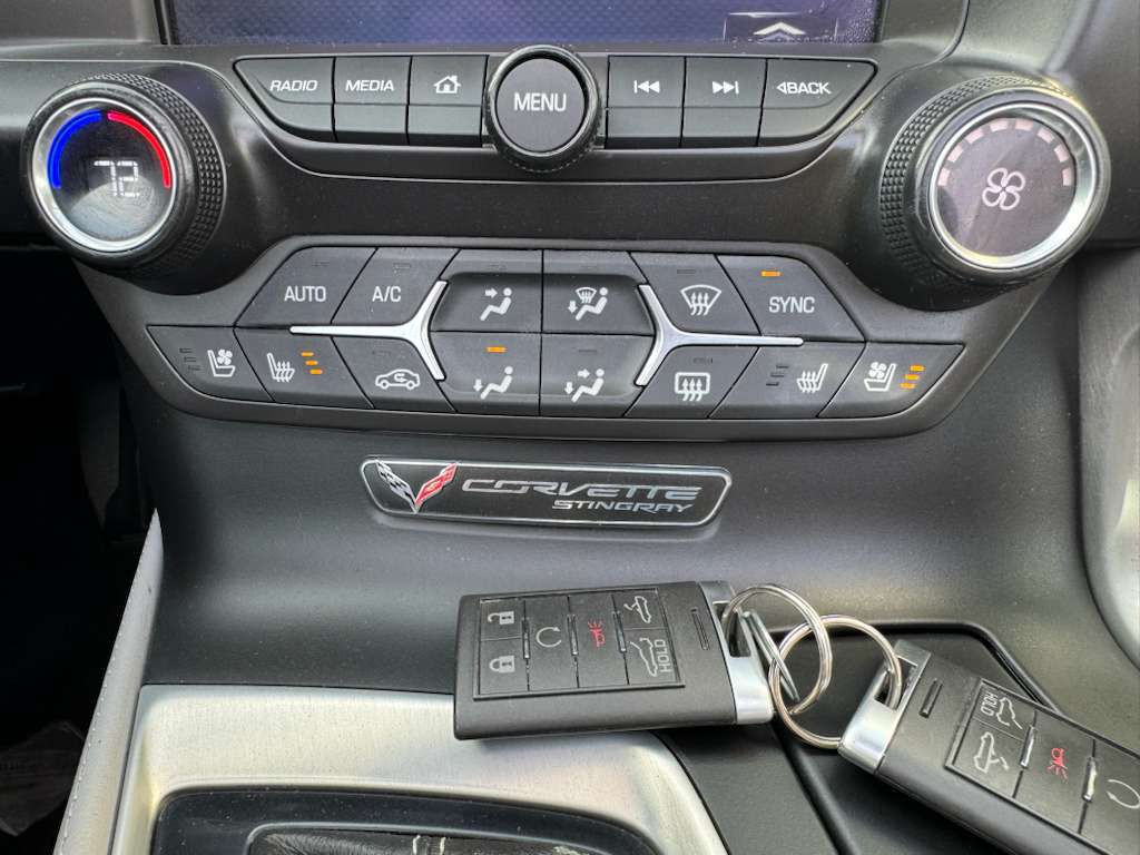 2015 Chevrolet Corvette Image 29