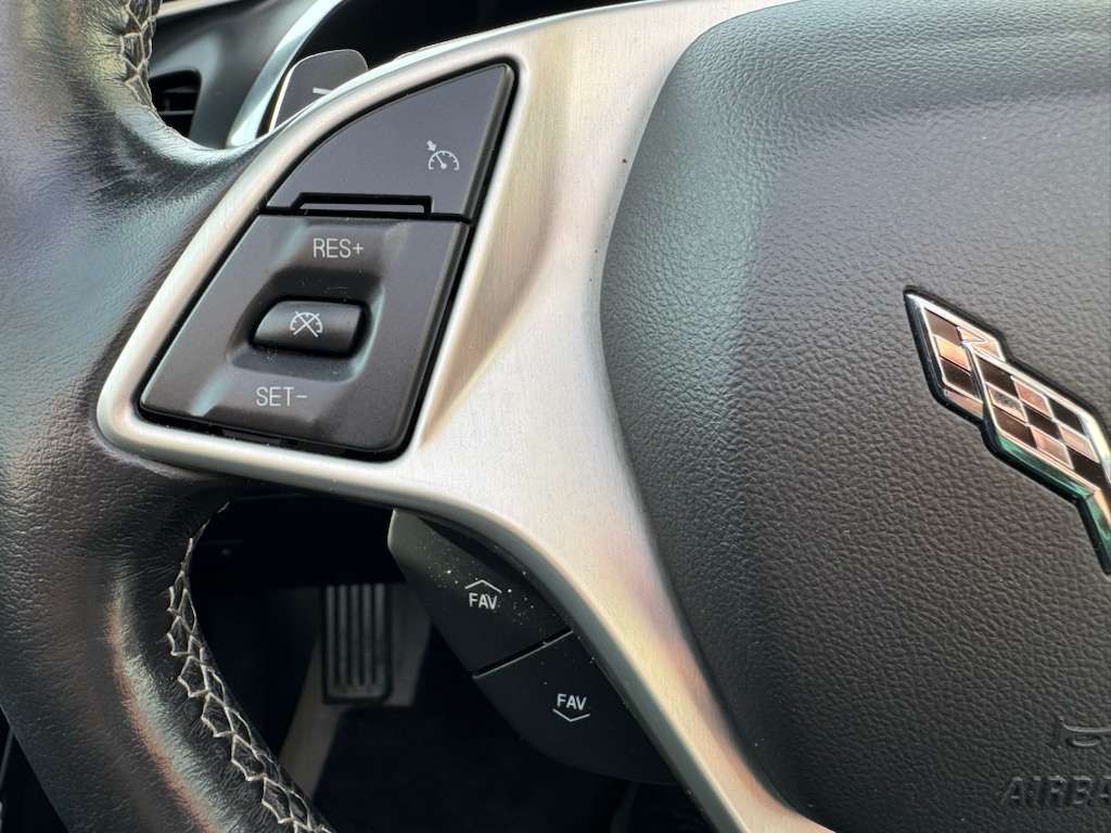 2015 Chevrolet Corvette Image 30