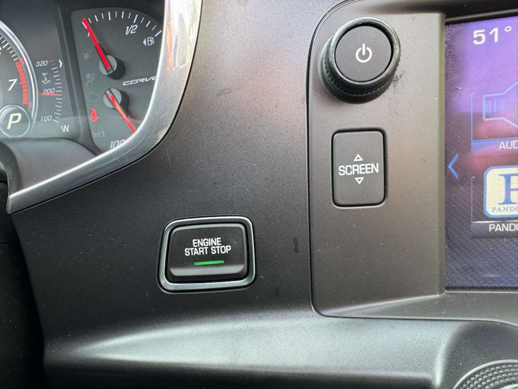 2015 Chevrolet Corvette Image 35