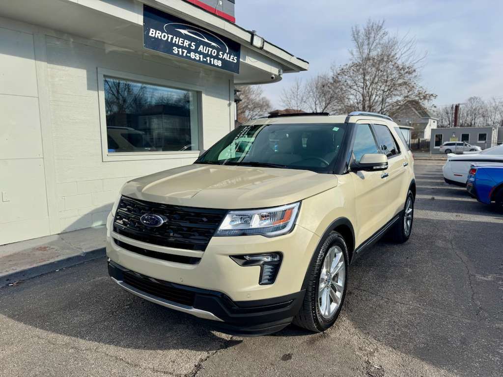 2018 Ford Explorer Image 1