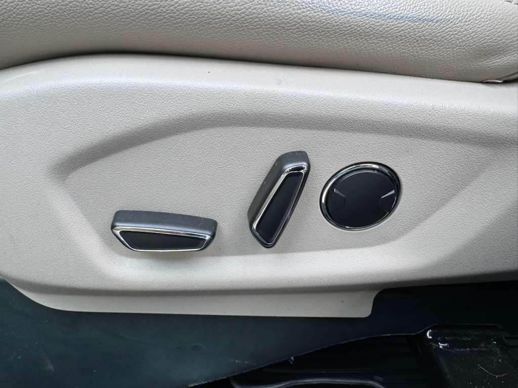 2018 Ford Explorer Image 41