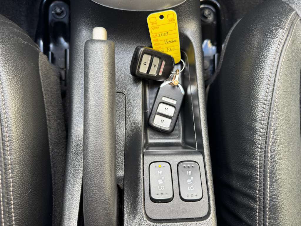 2017 Honda Fit Image 33