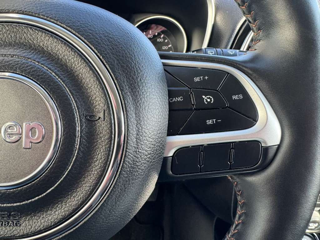 2018 Jeep Compass Image 28