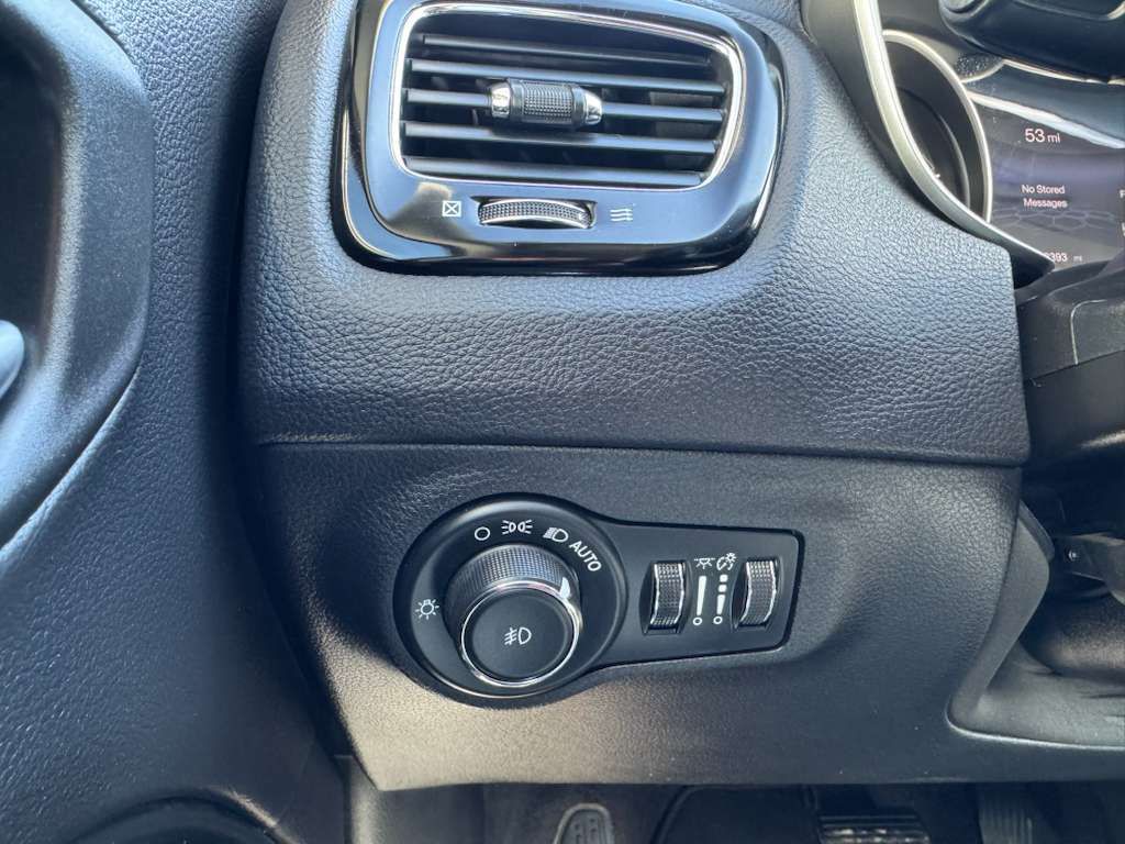 2018 Jeep Compass Image 30