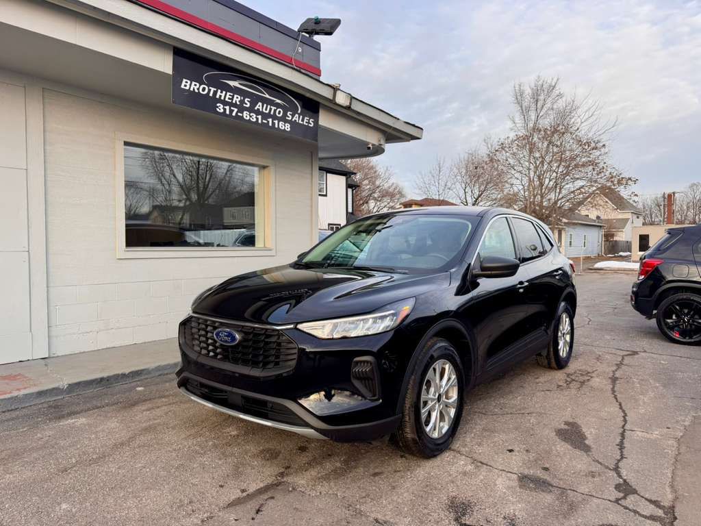 2023 Ford Escape Image 1