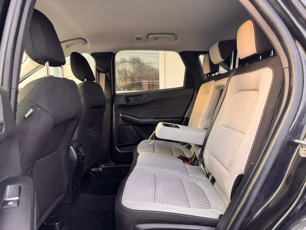 2023 Ford Escape Image 18