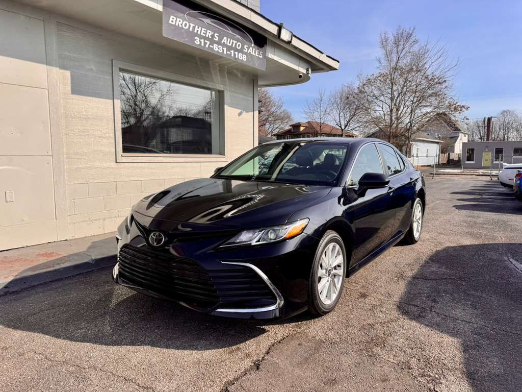 2022 Toyota Camry Image 2