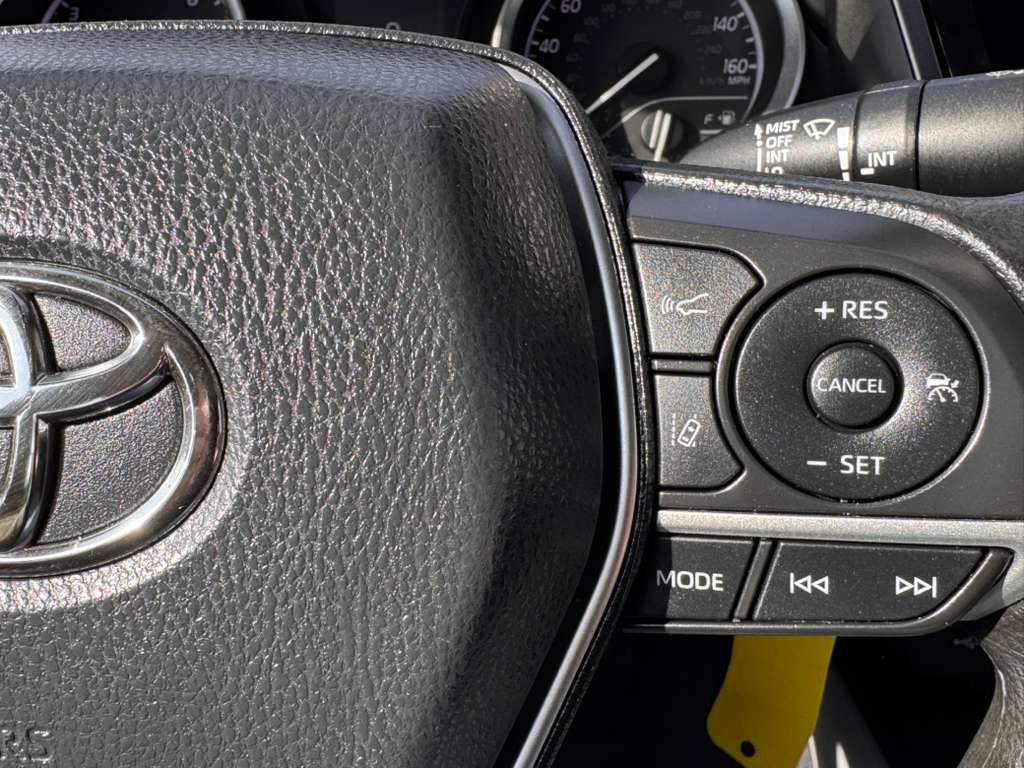 2022 Toyota Camry Image 28