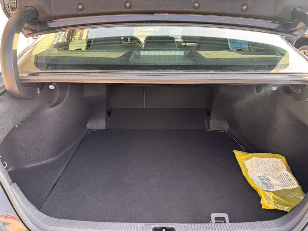 2022 Toyota Camry Image 30