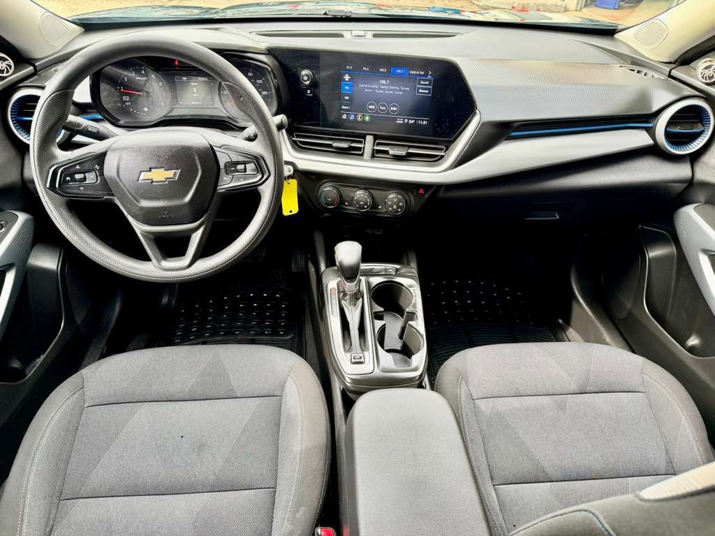 2025 Chevrolet Trax Image 15