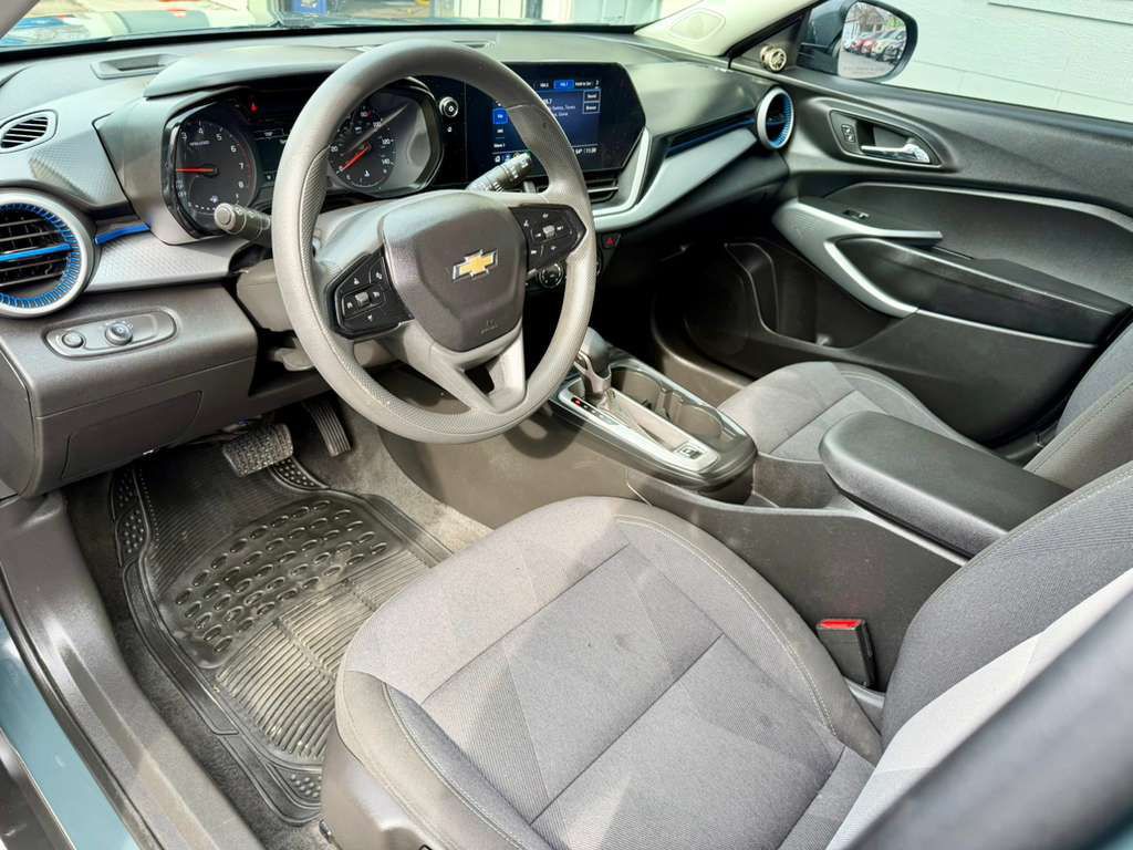 2025 Chevrolet Trax Image 16