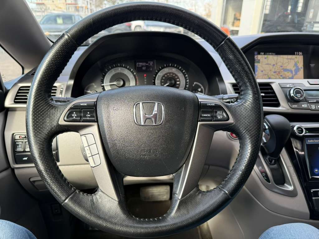 2016 Honda Odyssey Image 22