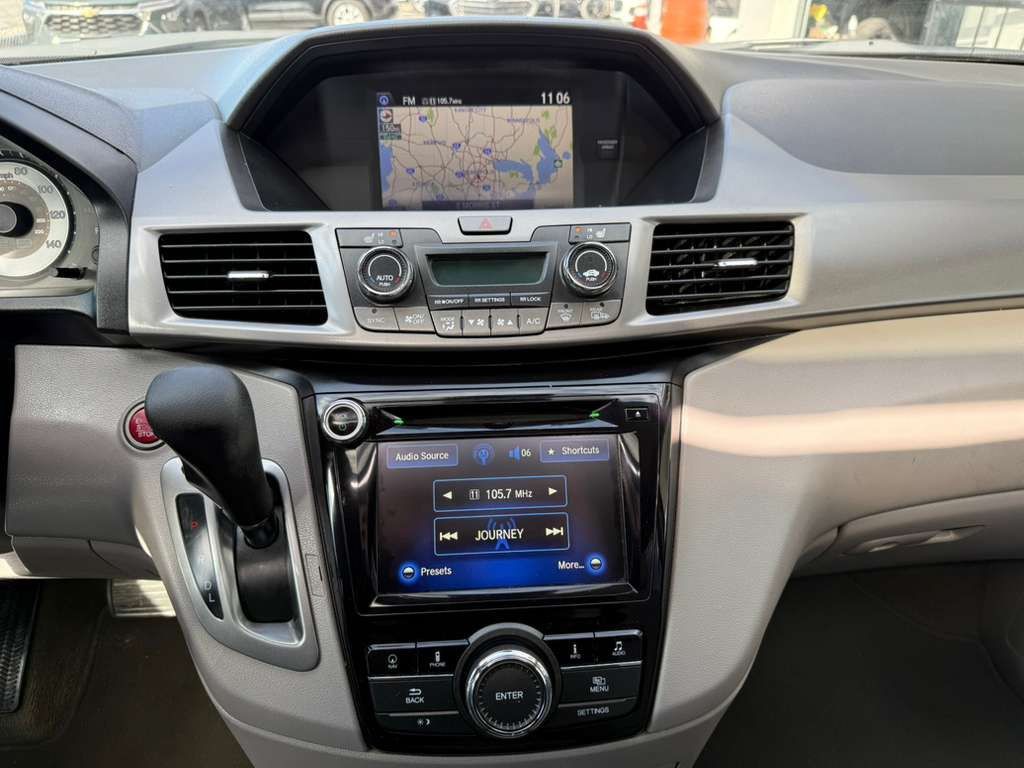 2016 Honda Odyssey Image 25