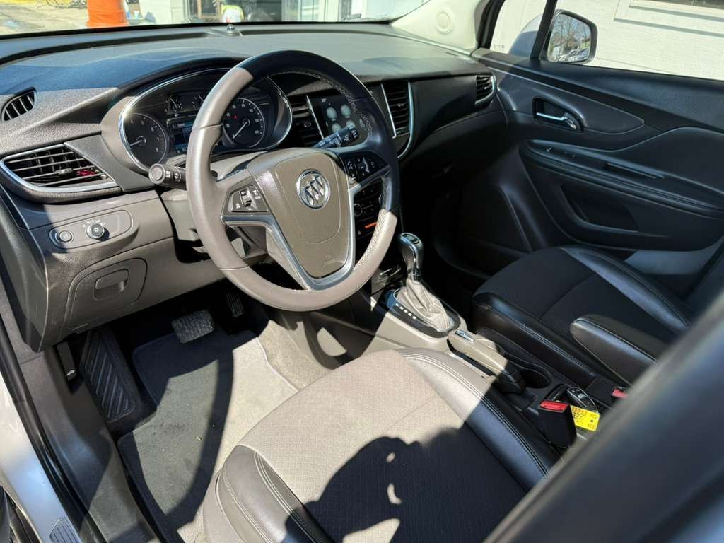 2020 Buick Enclave Image 16