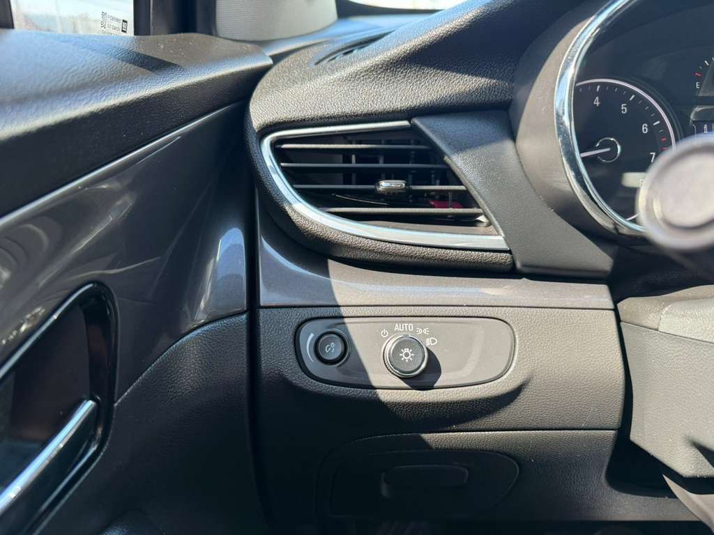 2020 Buick Enclave Image 31