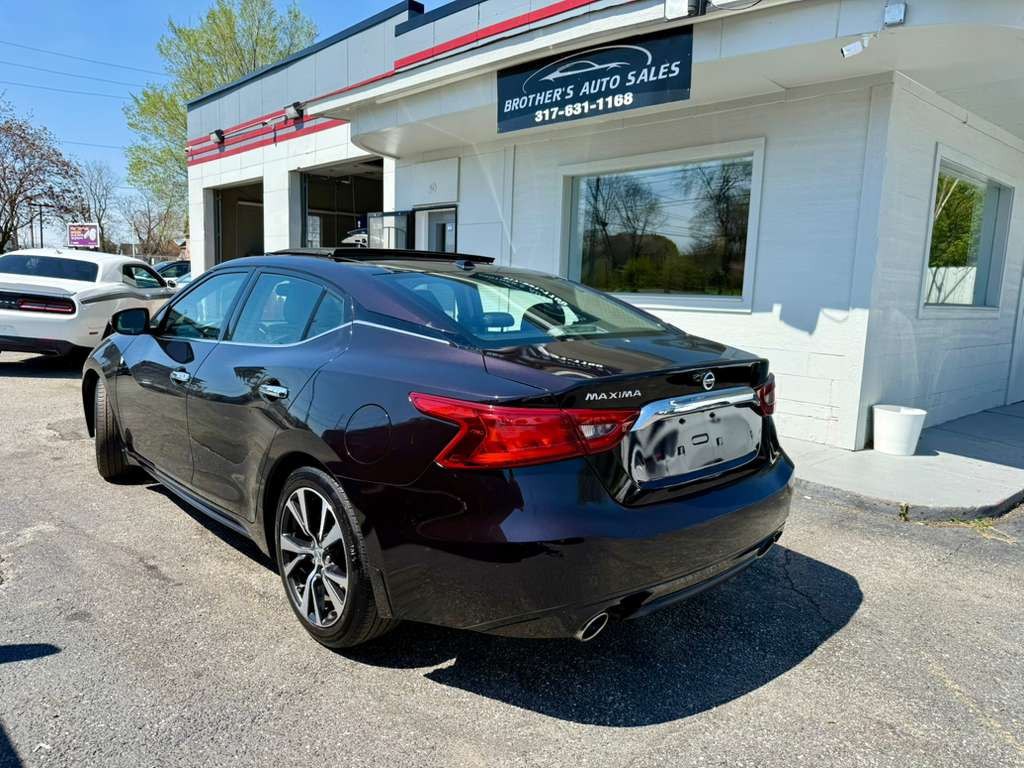2016 Nissan Maxima Image 8