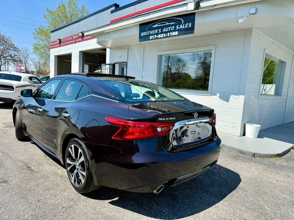 2016 Nissan Maxima Image 9