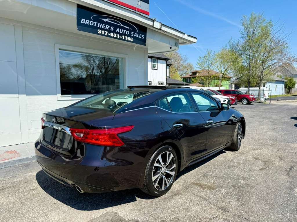 2016 Nissan Maxima Image 10