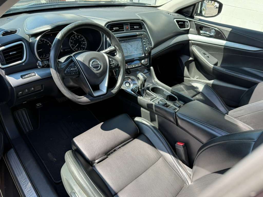 2016 Nissan Maxima Image 15