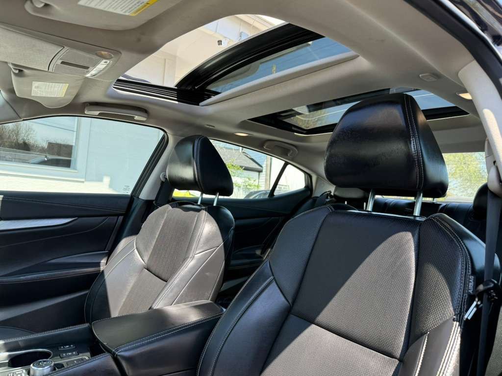 2016 Nissan Maxima Image 19