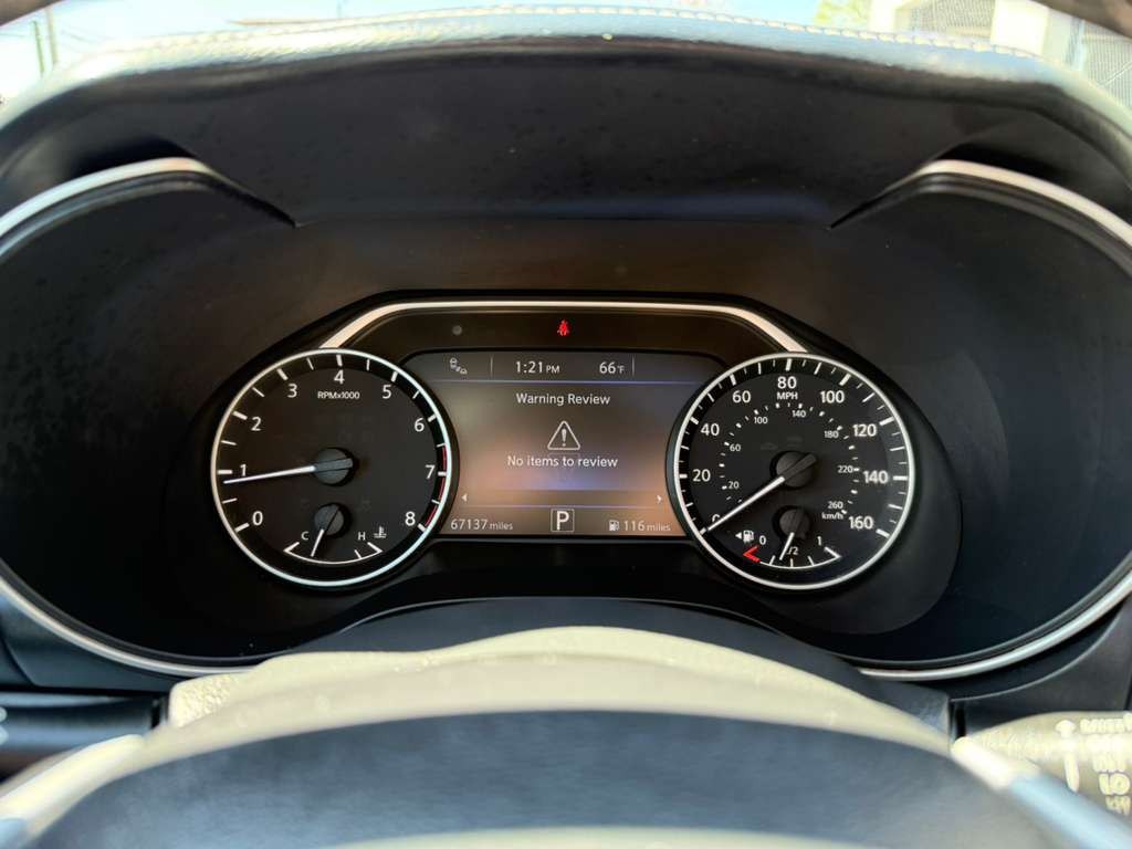 2016 Nissan Maxima Image 22