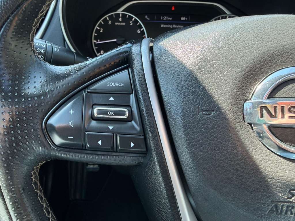 2016 Nissan Maxima Image 28