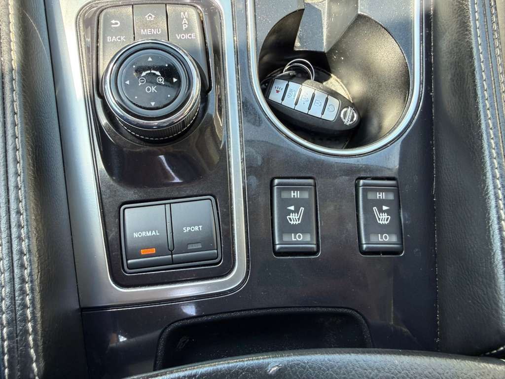 2016 Nissan Maxima Image 37