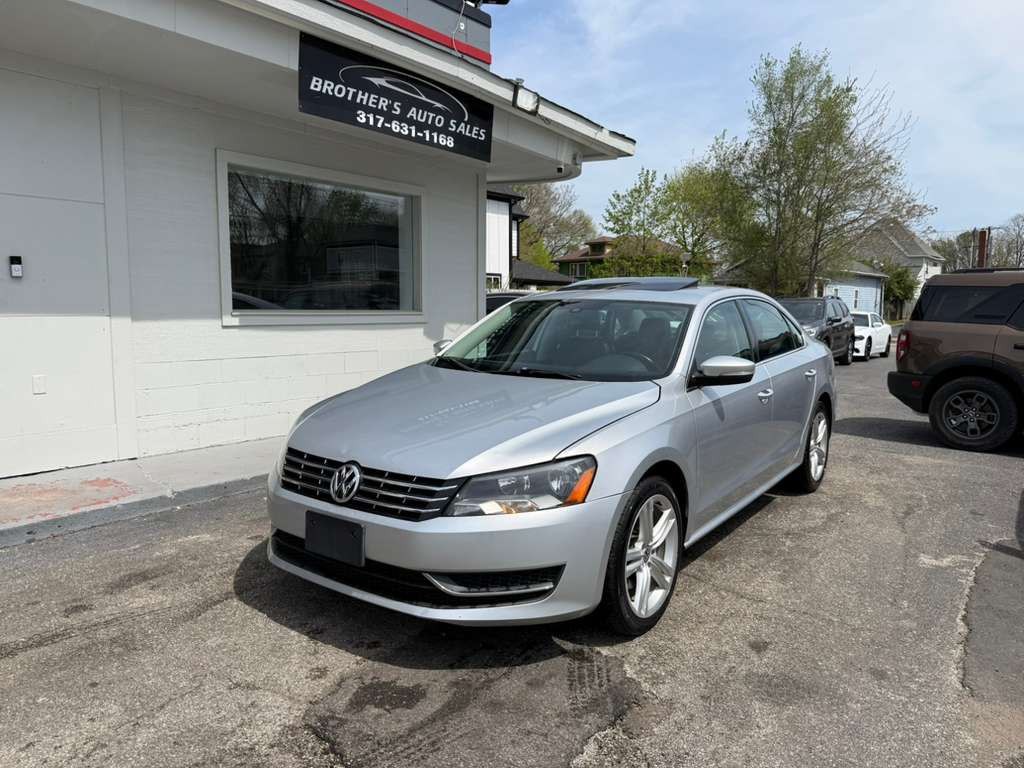 2014 Volkswagen Passat Image 2