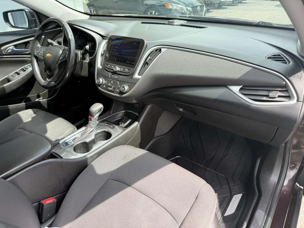 2021 Chevrolet Malibu Image 18